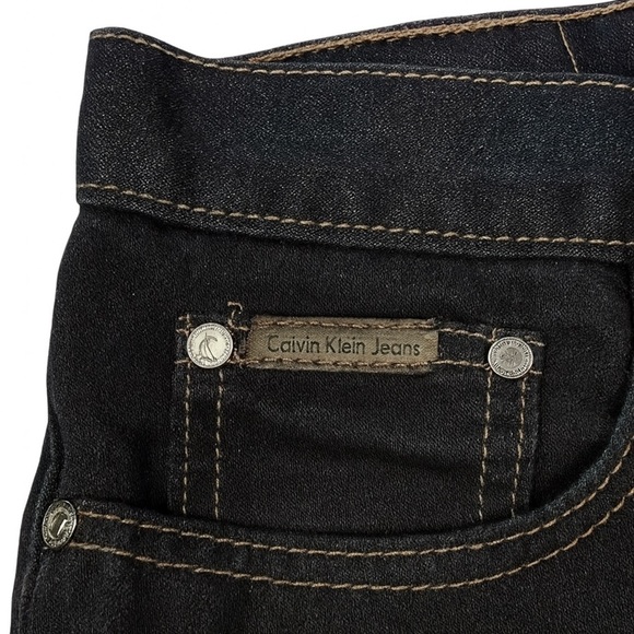 Calvin Klein Jeans size 6 black denim shorts. 29” waist, 15” length, 5” Inseam - Picture 3 of 3